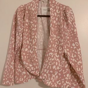 Andre by unit ruffled blazer